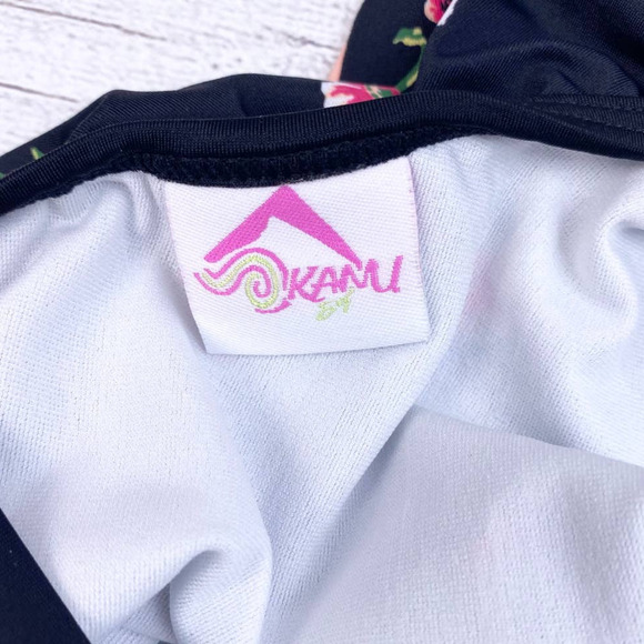 NEW Kanu Girl One Piece Swimsuits Floral Ruffle Beach Swimwear - Picture 4 of 7